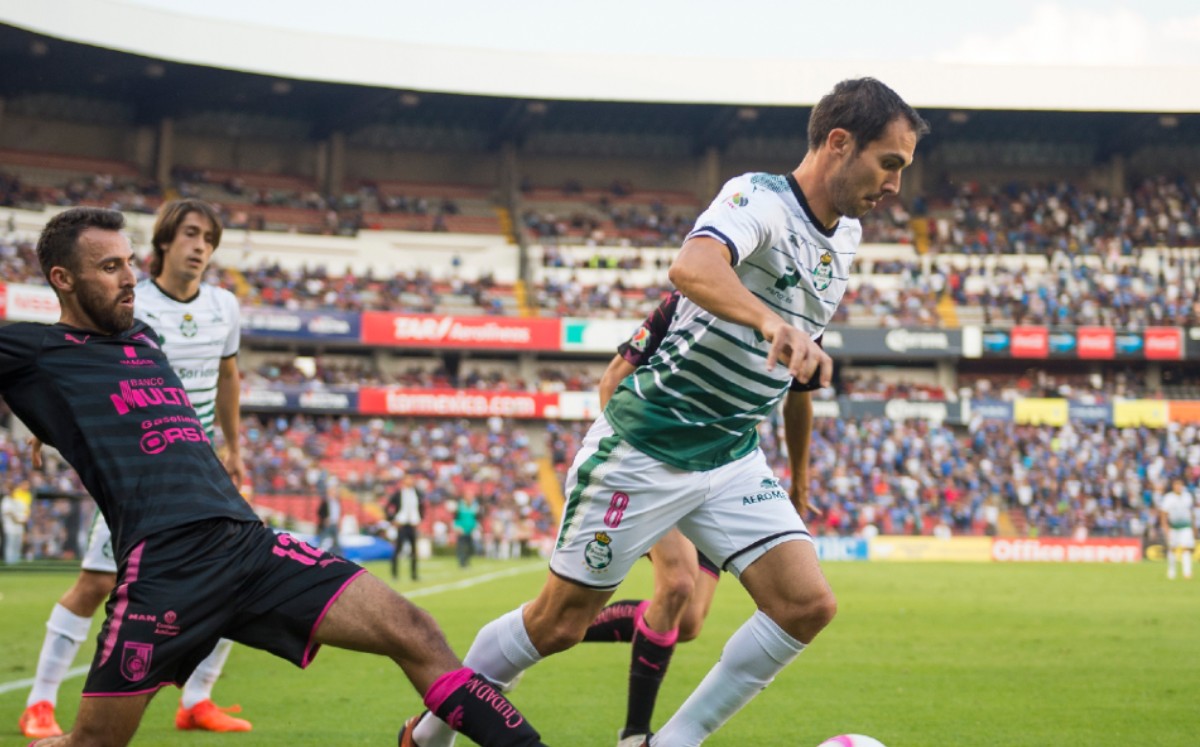 Fracasó en Santos y nunca se recuperó; ahora juega gratis