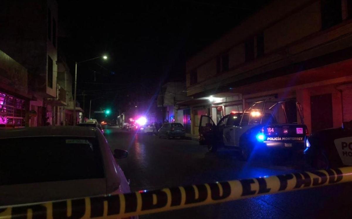 Mujer desata riña entre dos amigos y uno termina herido de bala