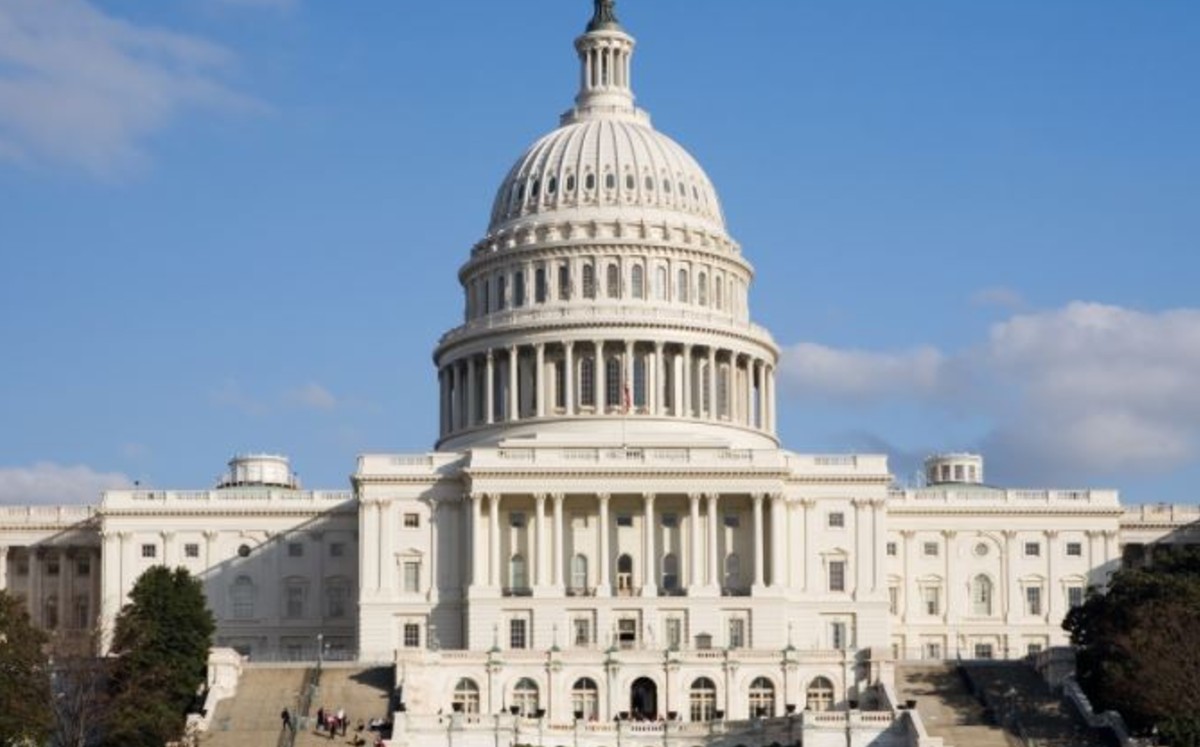 Cierran Capitolio de Estados Unidos por presunta amenaza de seguridad externa