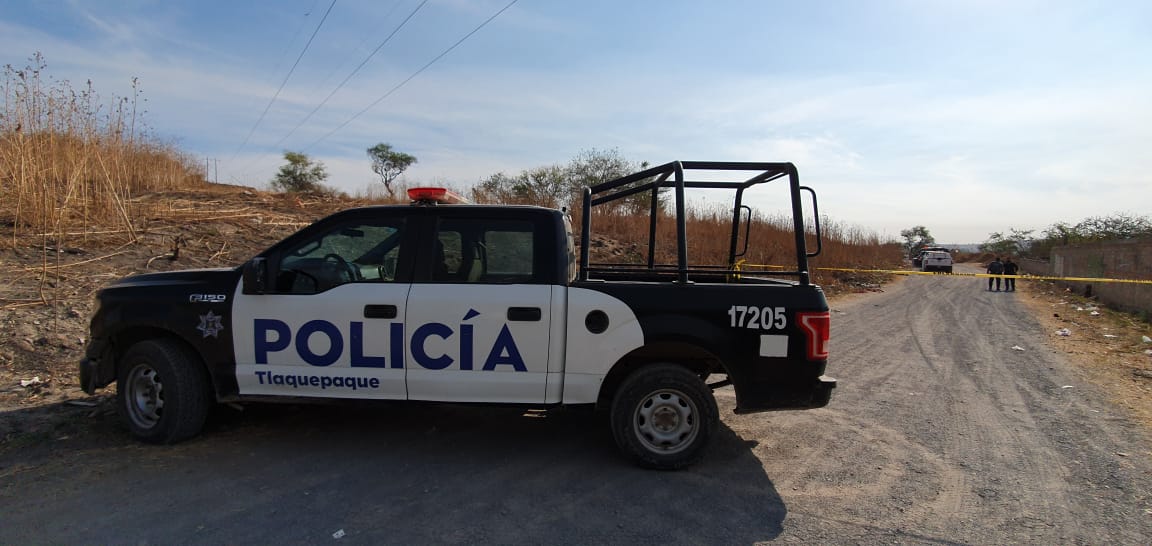 Encuentran cuerpo de mujer tirado en una brecha