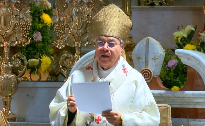 Invita arzobispo a vivir en permanente pascua que es igual a libertad