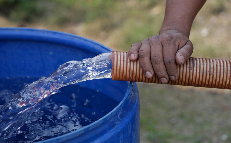 Incrementa consumo de agua hasta 25% en temporada de calor en León