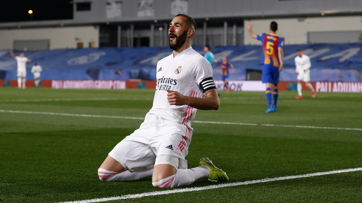 El Real Madrid se impone al Barcelona en el 'Derbi' y se coloca como ...