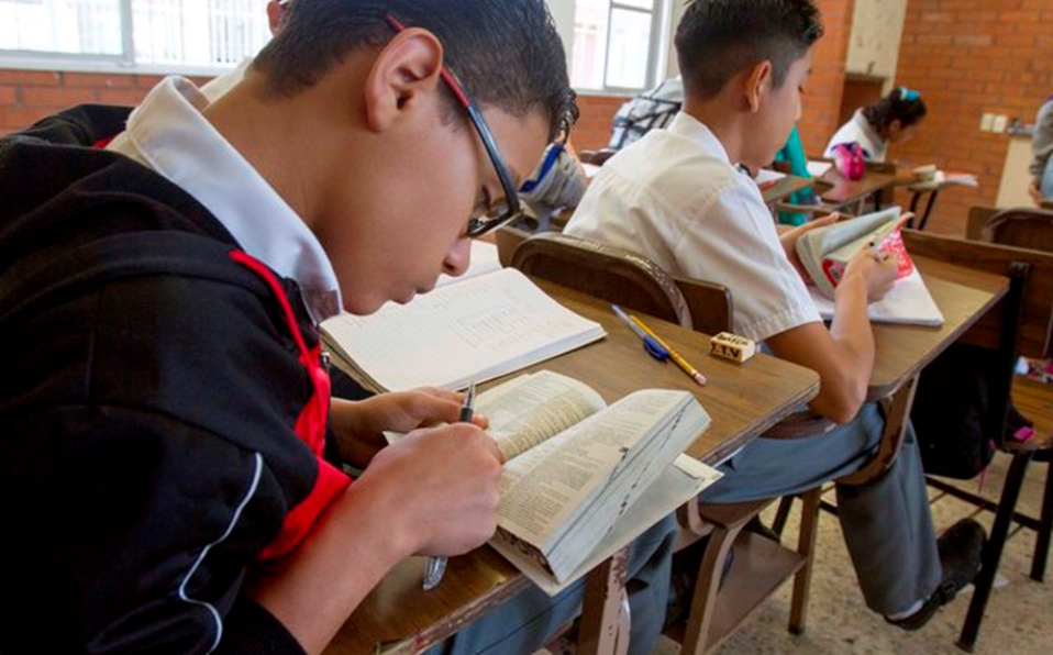 Rehabilitar planteles antes de abrir escuelas: Secretaría de Salud