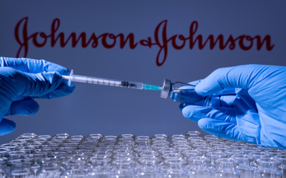 EU pide parar vacunación contra Covid-19 con Johnson & Johnson por casos de trombosis
