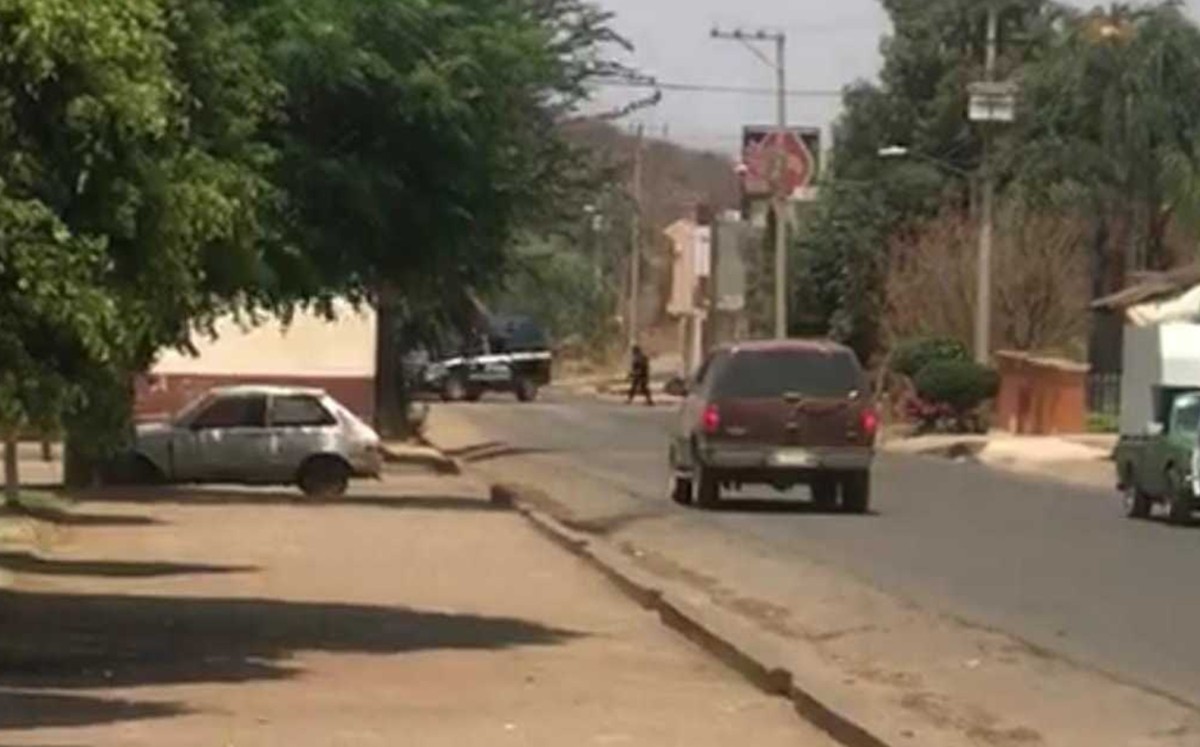 Atacan a balazos brigada de vacunación contra Covid-19 en Michoacán