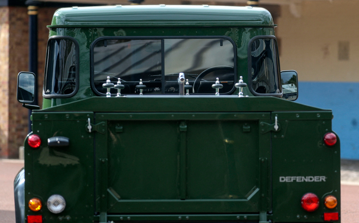 Esta es la camioneta que pidió el príncipe Felipe para trasladar su cuerpo