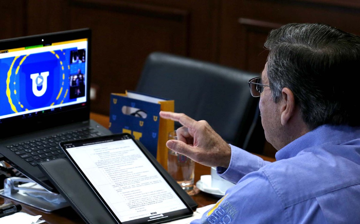 Estrategia digital de la UANL incrementó a 95% asistencia a clases durante pandemia