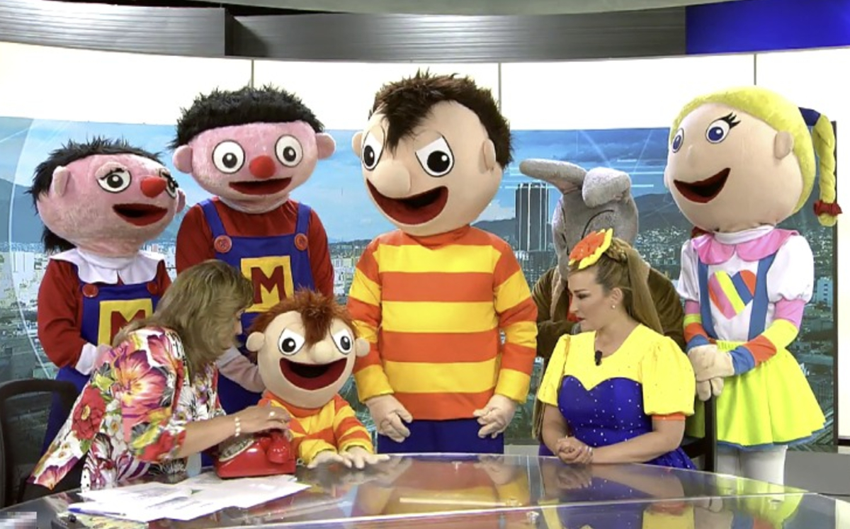 Visita Bely y Beto el Telediario Mediodía por el Día del Niño