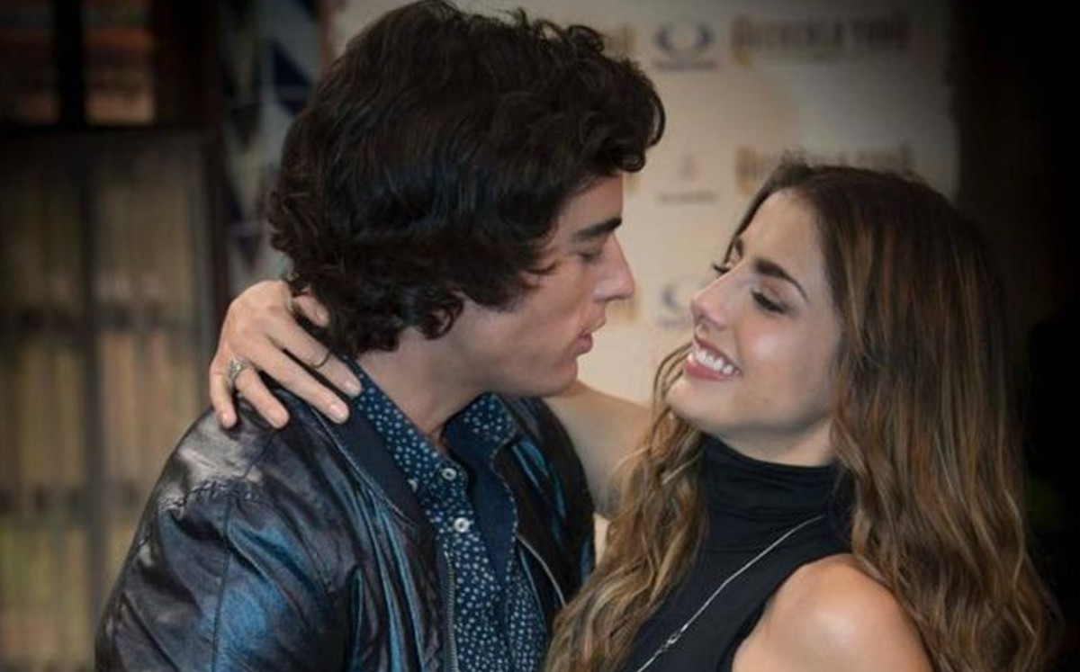 ¿Fue publicidad?: Michelle Renaud y Danilo Carrera son captados muy acaramelados