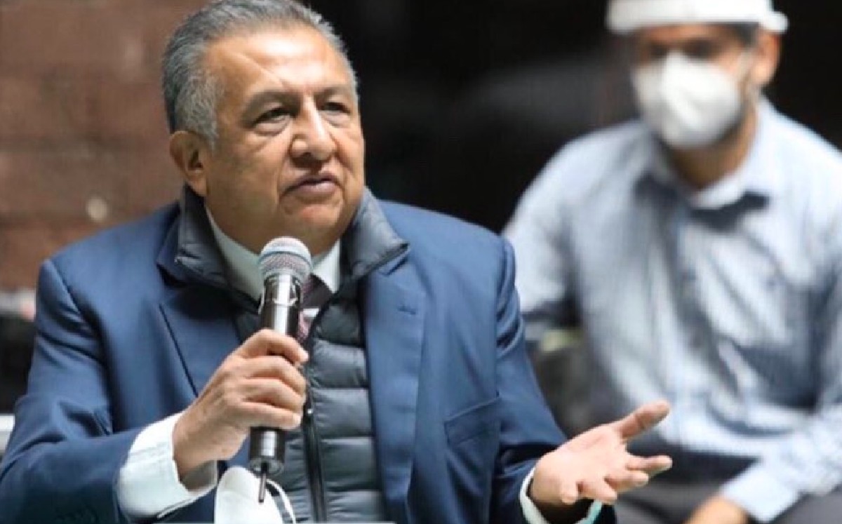 Revelan videos del diputado Saúl Huerta con un menor de edad al interior de un hotel