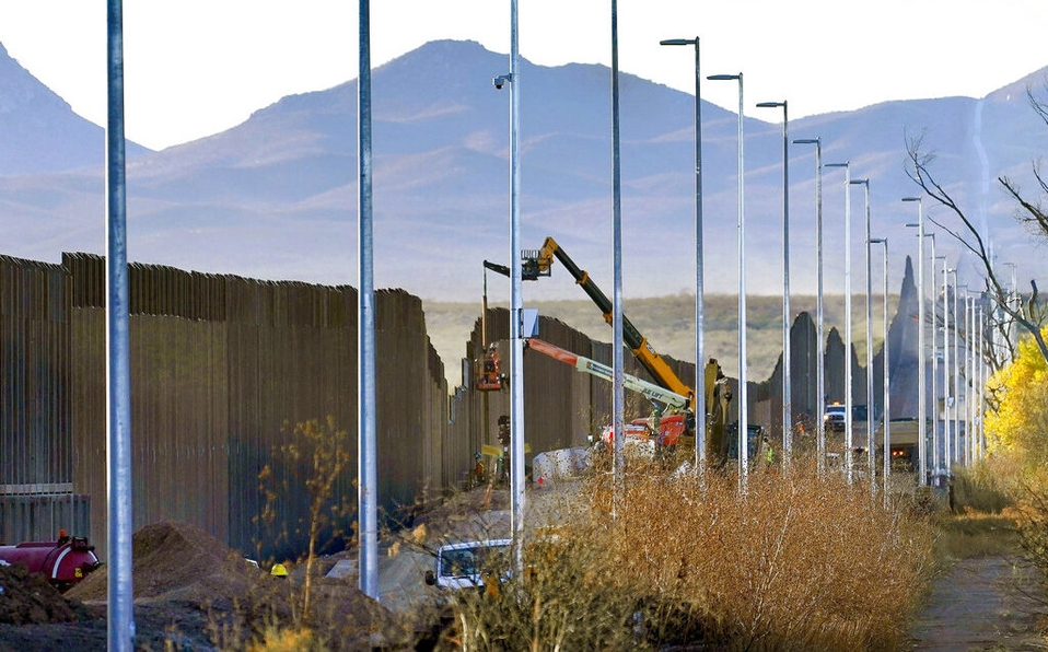 Pentágono cancela proyectos relacionados con muro fronterizo de EU con México