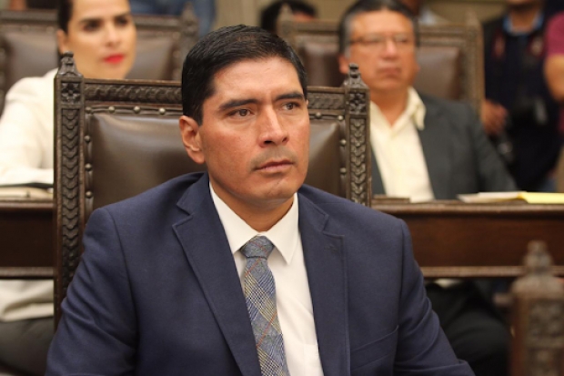 Giran orden de aprehensión contra Carlos Morales, exedil de Huejotzingo