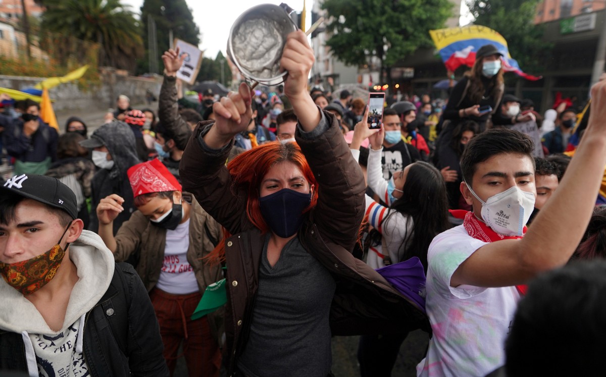 Se eleva a 24 la cifra de muertos en manifestaciones en Colombia 

 