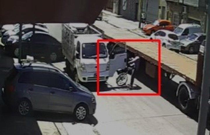 Intenta robar camioneta y la víctima era el hombre que mató a su padre en un accidente