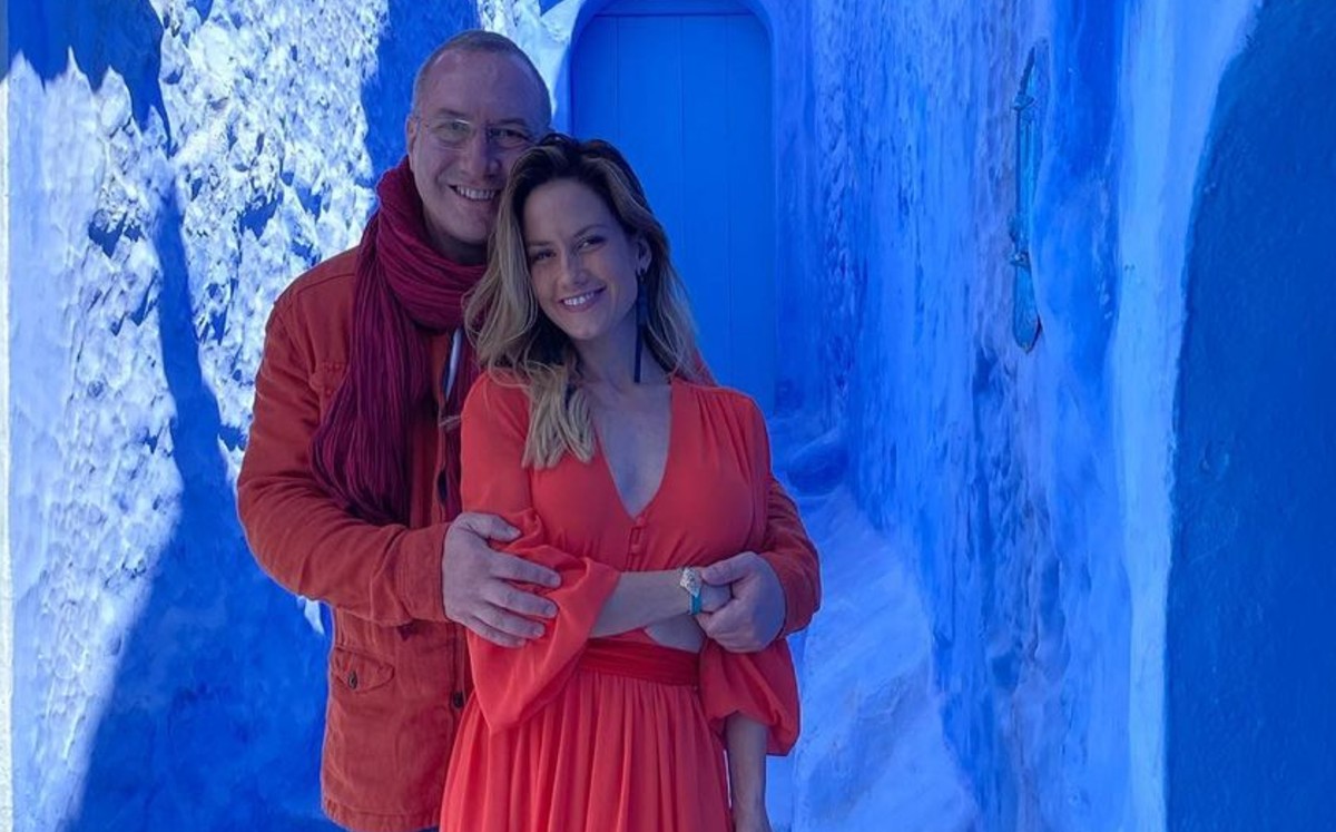Responde Altair Jarabo a las críticas por comprometerse con un hombre 20 años mayor