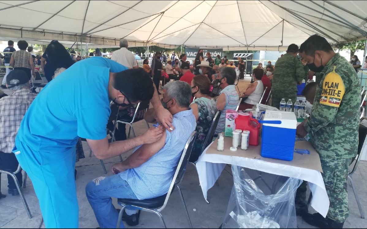 Continúa aplicación de segunda dosis de vacuna anticovid en Santa Catarina