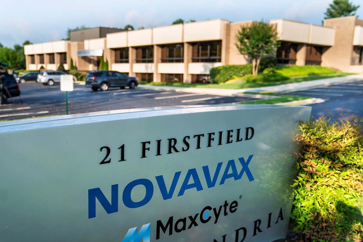 Novavax prueba con éxito su vacuna combinada contra influenza y Covid-19