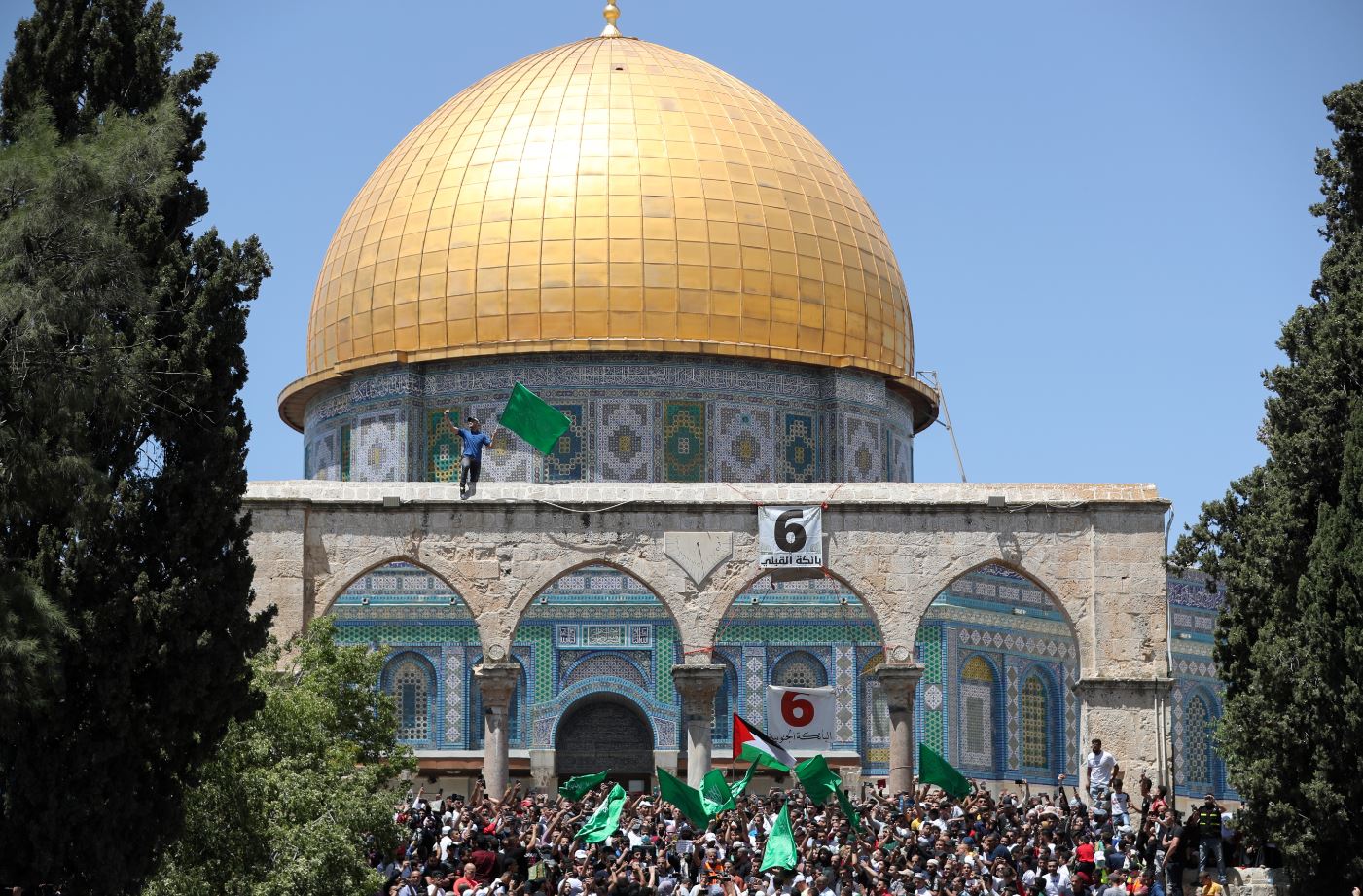 Hamas lanza cohetes a Israel tras enfrentamientos en Jerusalén, reportan 9 muertos en Gaza