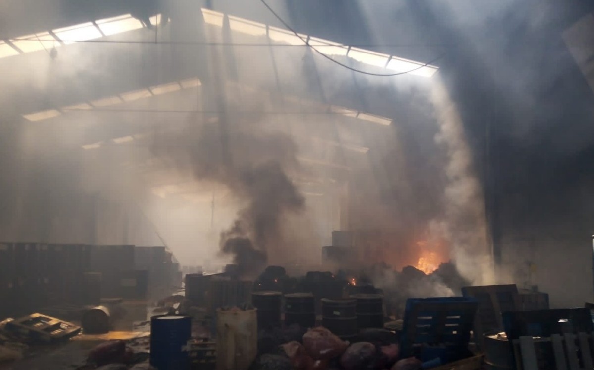 Se incendia bodega de productos químicos en García