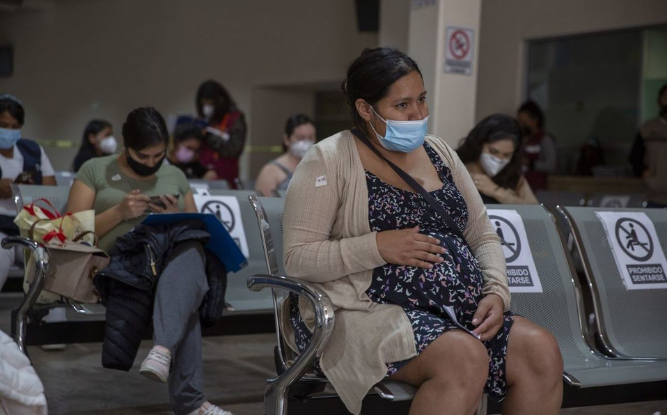 México es de los primeros en priorizar vacuna contra Covid-19 a mujeres embarazadas: Ssa