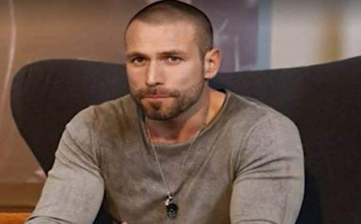Rafael Amaya sorprende a sus seguidores al aparecer de nuevo en público (VIDEO) 