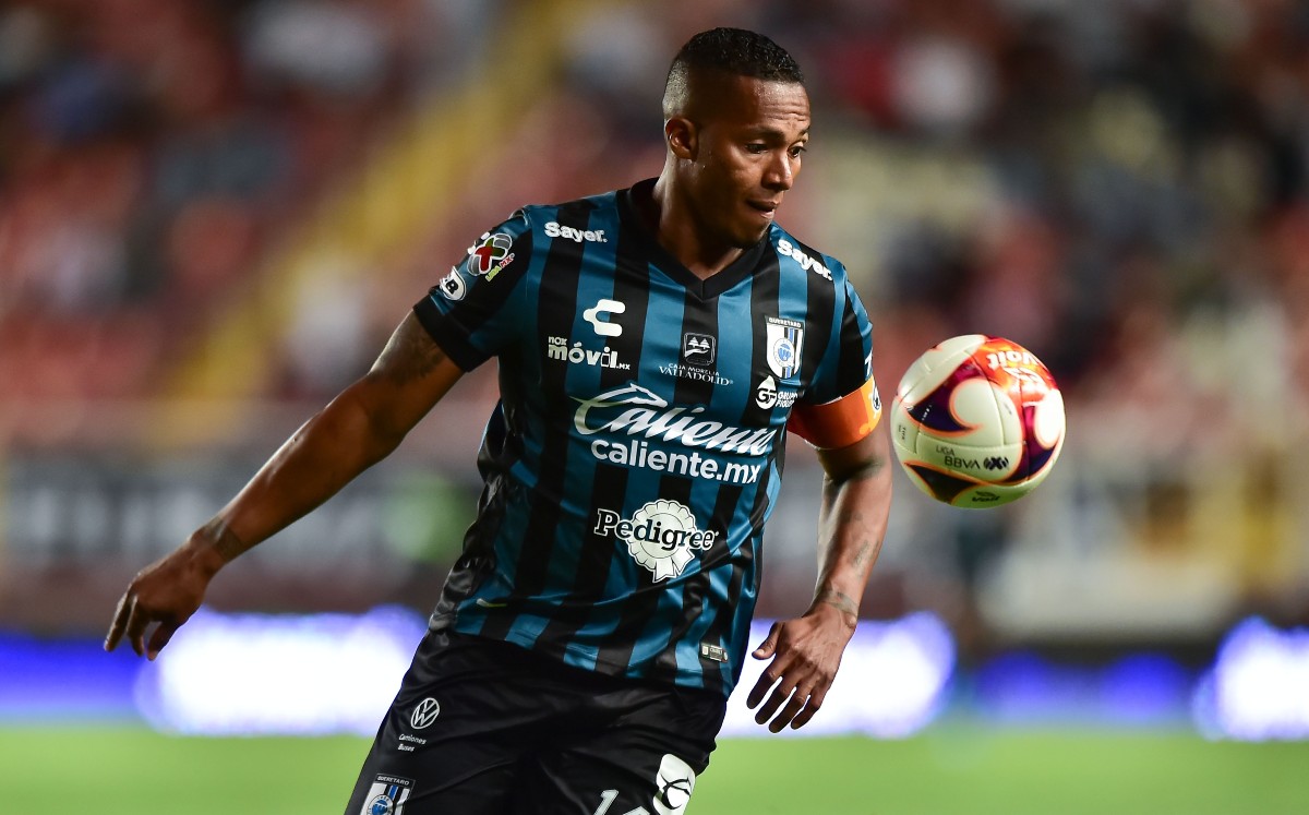 Tras paliza de Santos Laguna, 'figura' del Querétaro se retira