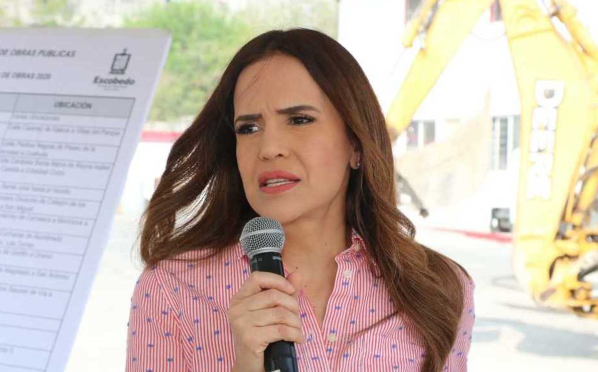 Anticipa Clara Luz ataque y difamación contra ella por trasplante de riñón a hijo de su esposo