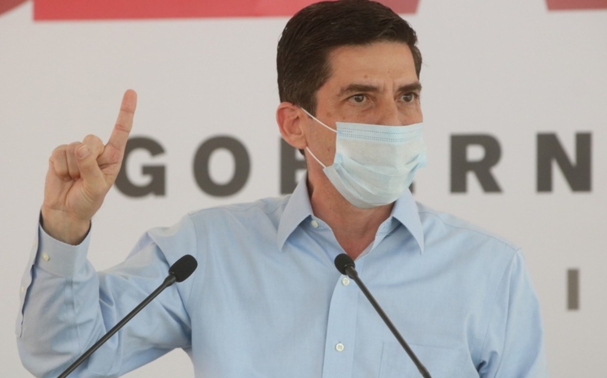 Avala CEE candidatura de Felipe de Jesús Cantú a la alcaldía de Monterrey  