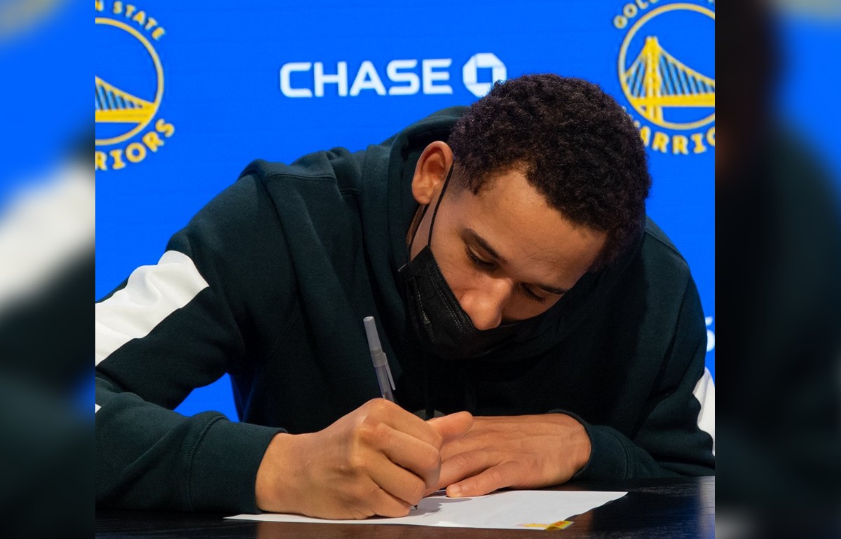 Juan Toscano renovó con Golden State Warriors