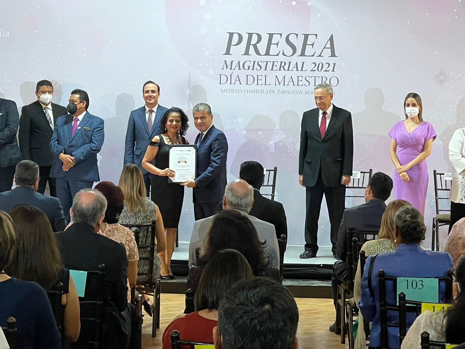 Llama Riquelme al Magisterio a no cometer errores en el regreso a clases