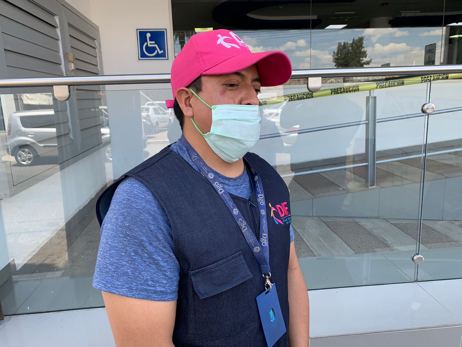 Golpean y roban a trabajadores del DIF por entregar despensas en campañas electorales