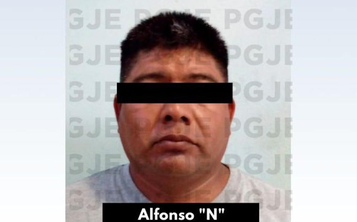 Sujeto asesina de un balazo a perrito mientras caminaba en paz junto a su dueño menor de edad