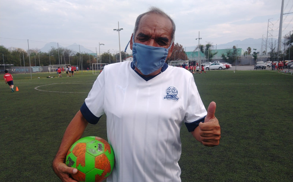 Al maestro con cariño