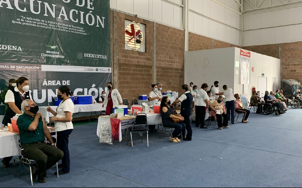 Continúa aplicación de segunda dosis de vacuna anticovid en Santiago