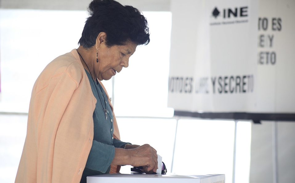 Alcaldes comienzan a pedir licencias de cara al proceso electoral