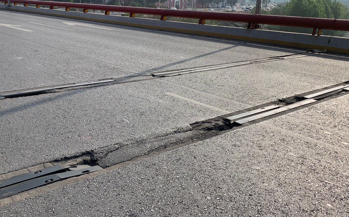 Reportan malas condiciones de Puente Zaragoza en Monterrey