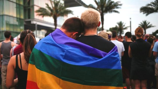 Homofobia está relacionada con bajo coeficiente intelectual: estudio