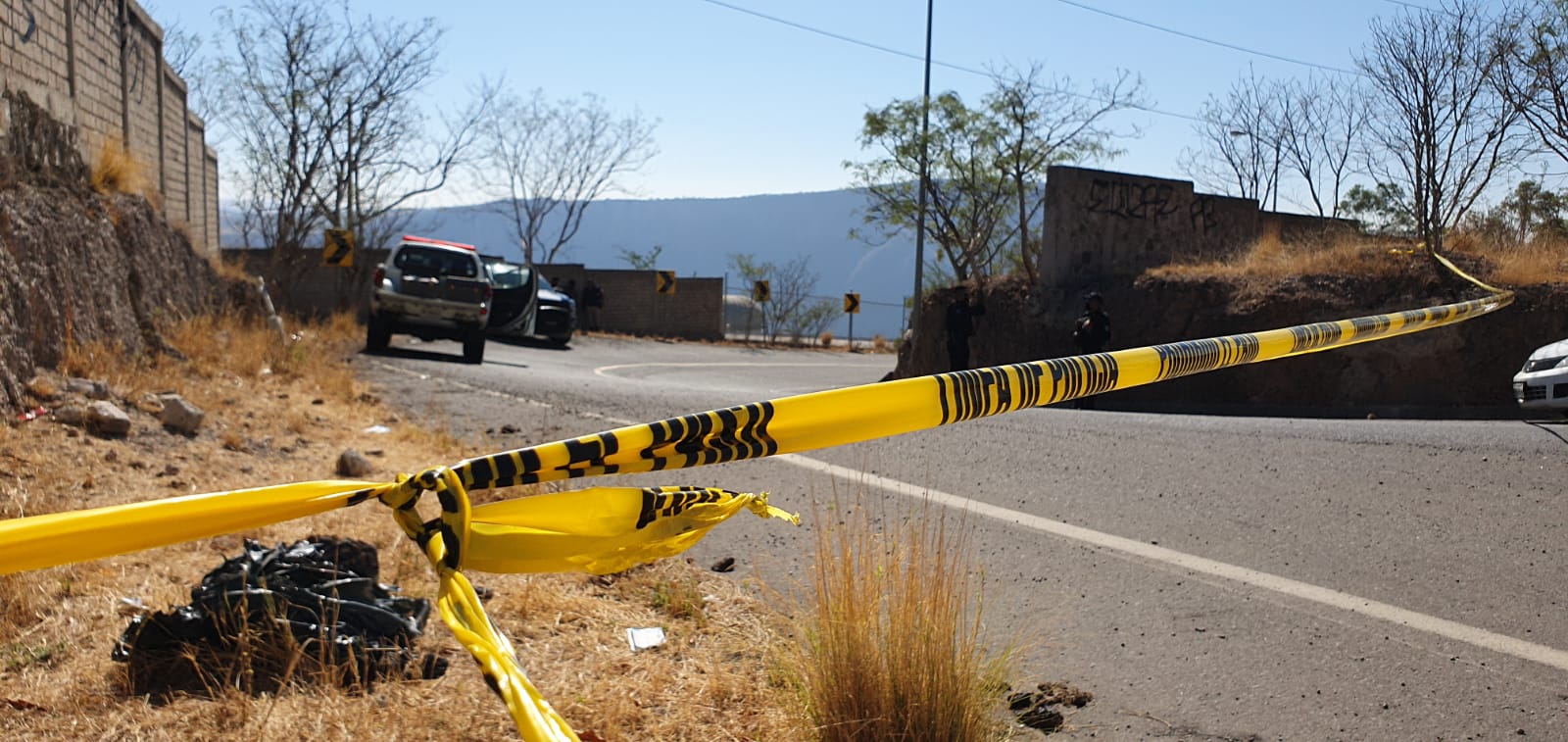 Sin ojos, localiza un cuerpo en carretera a Saltillo