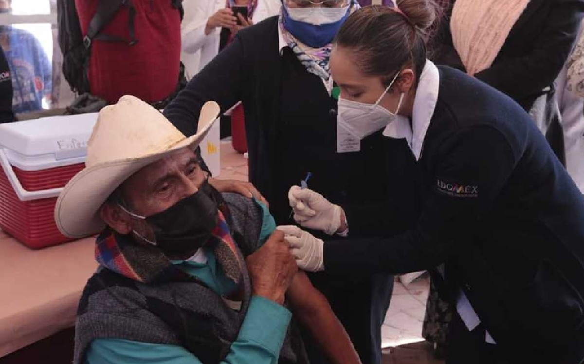  Adultos de la tercera edad en la CDMX y Edomex siguen sin segunda dosis  contra COVID-19