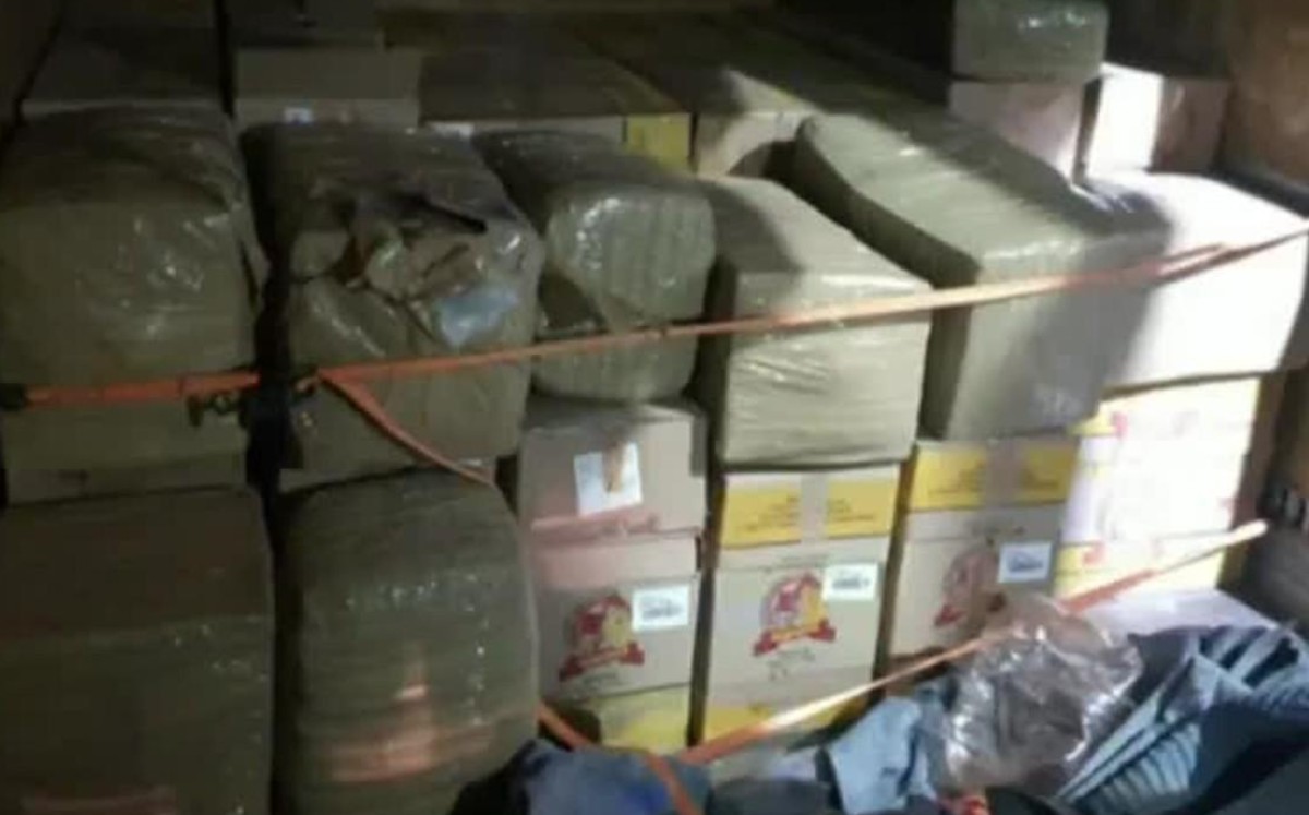 Aseguran una tonelada de mariguana en la Ciudad de México