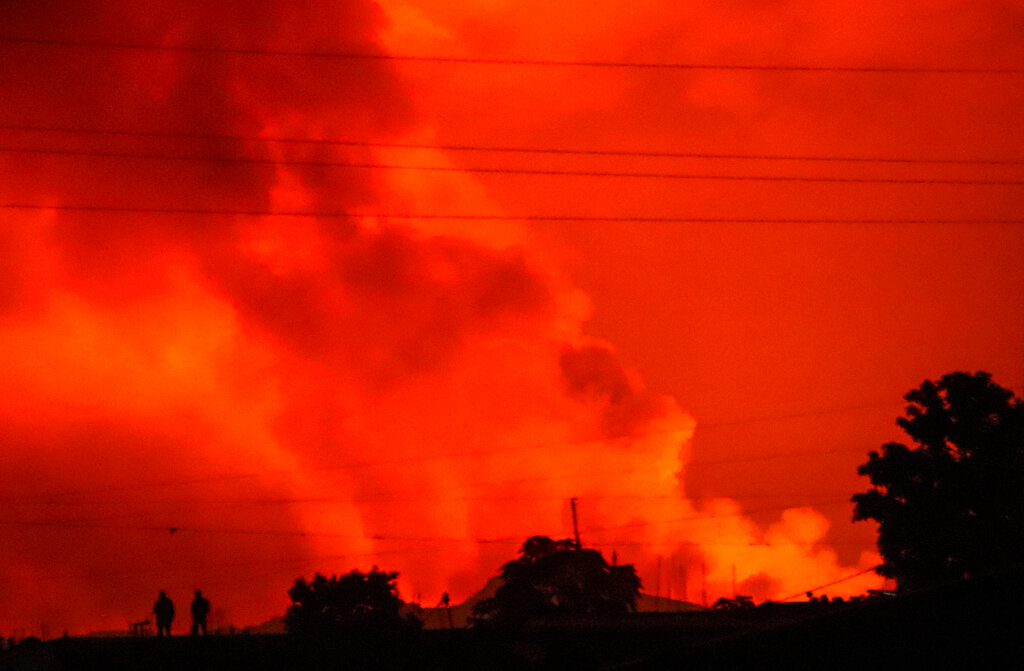 Miles huyen en Congo por riesgo de erupción volcánica