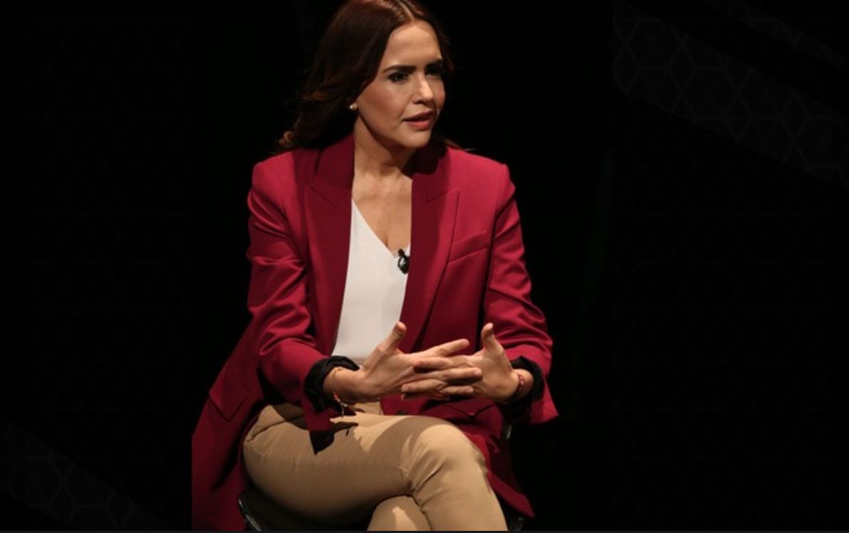 Clara Luz Flores asegura que puede ser un puente entre la IP y la Federación