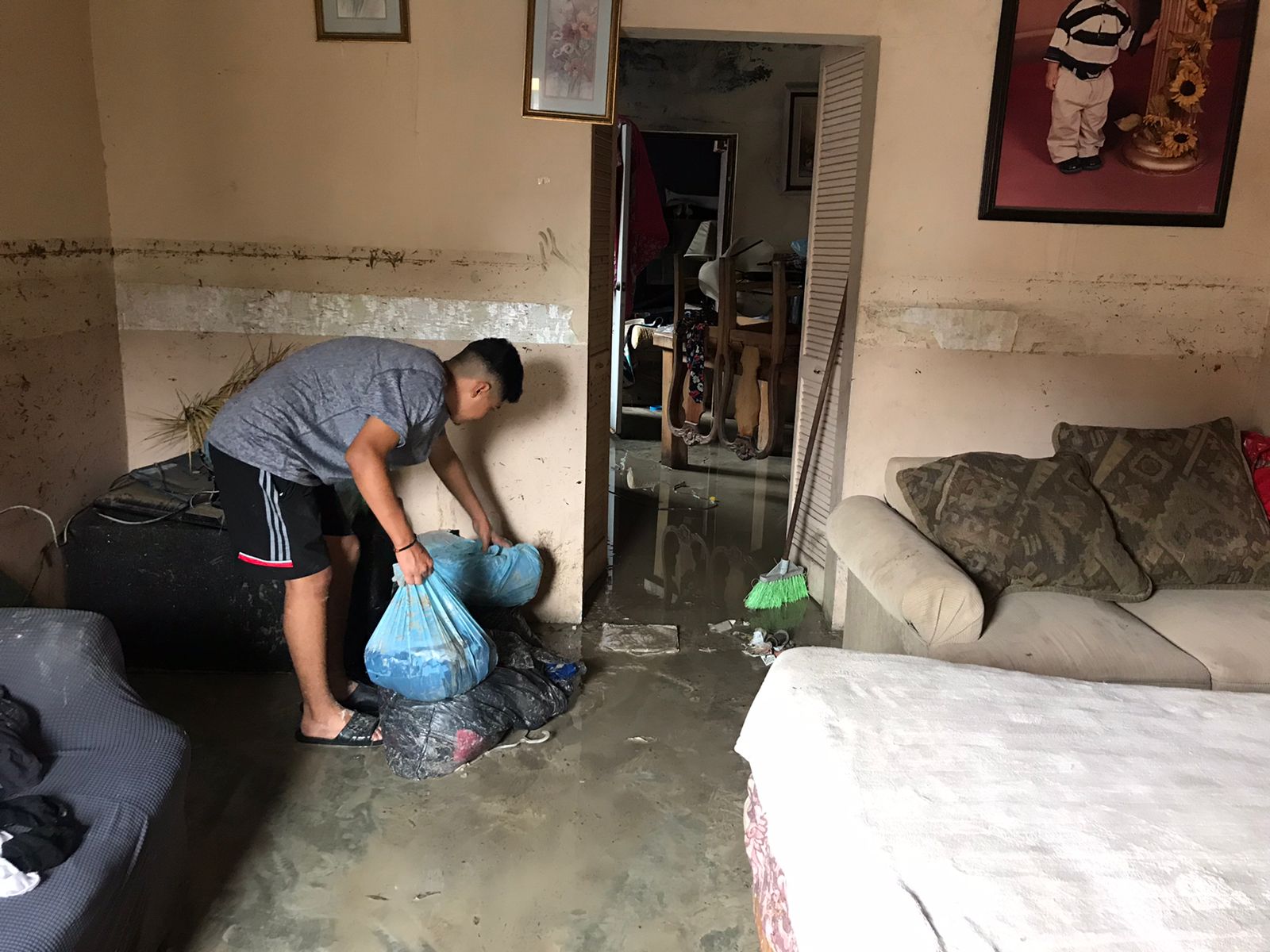 Casas en la colonia Ciudad Croc quedan inundadas tras fuertes lluvias