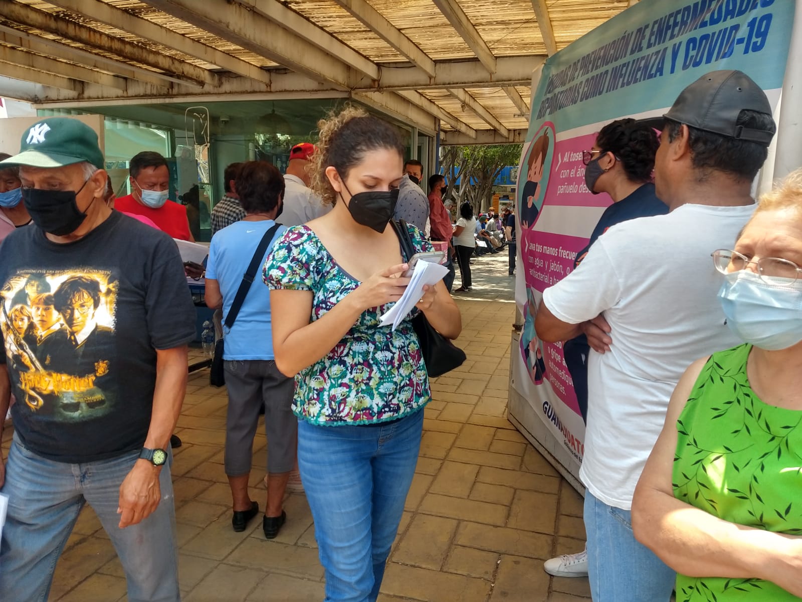 Telediario Media Rápida y sencilla la vacunación en la Prepa Oficial