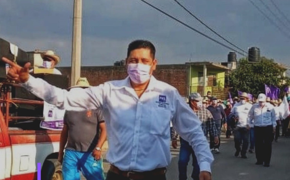 Balean el domicilio de Arturo Macuilt Díaz, candidato del PES en Teacalco