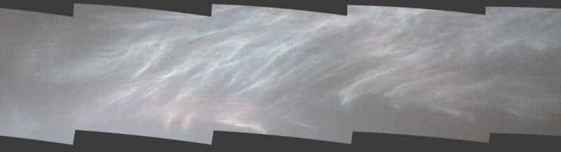 El Curiosity filma impresionantes nubes brillantes en el cielo de Marte
