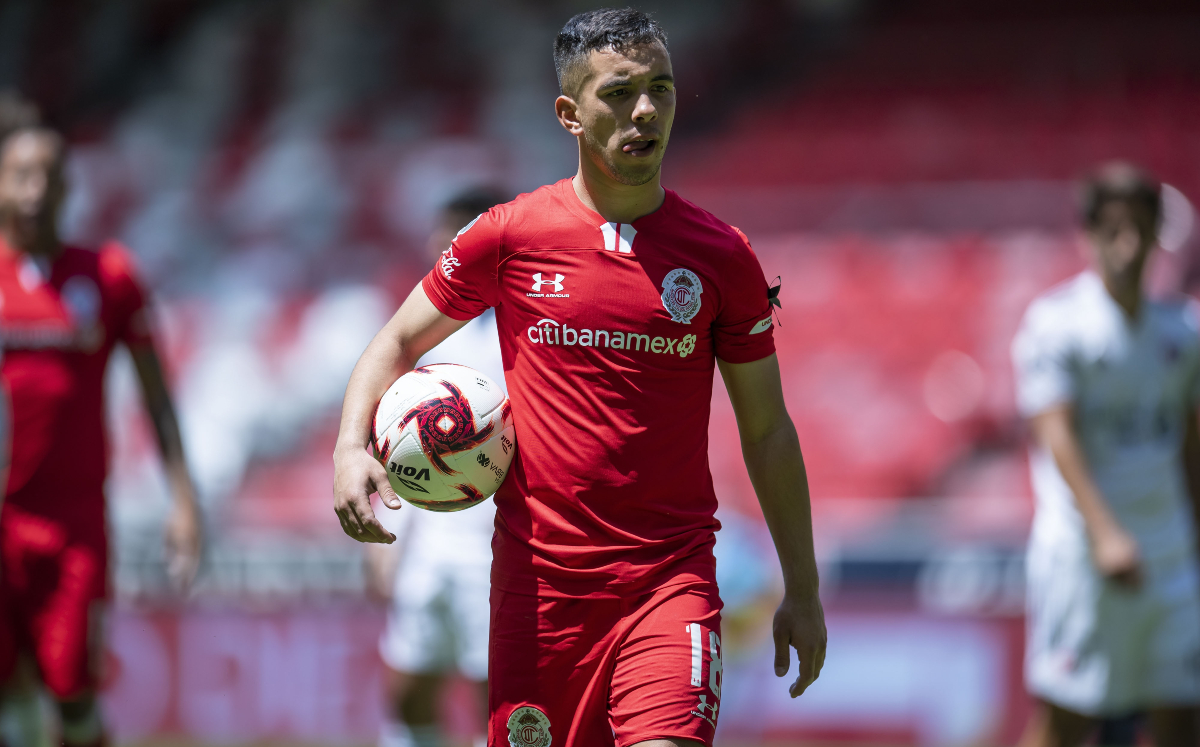 Toluca ofertará nueve millones de dólares por Leo Fernández
