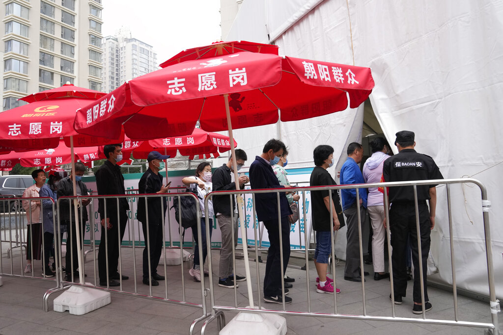 China aplica 100 millones de vacunas contra Covid-19 en cinco días