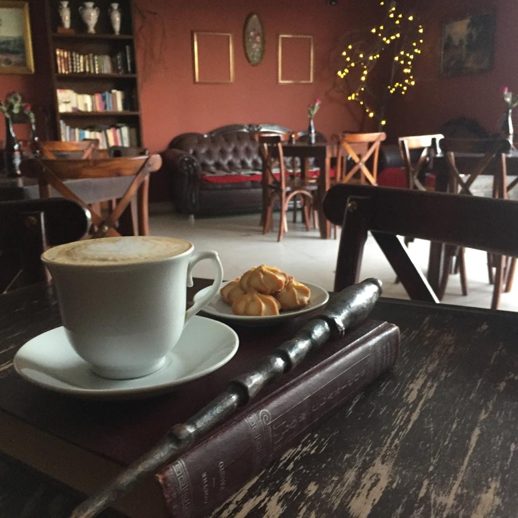 Visita uno de los cinco restaurantes temáticos del AMG